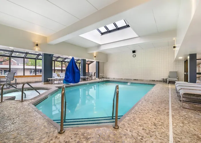 Best Western Plus Inntowner Madison